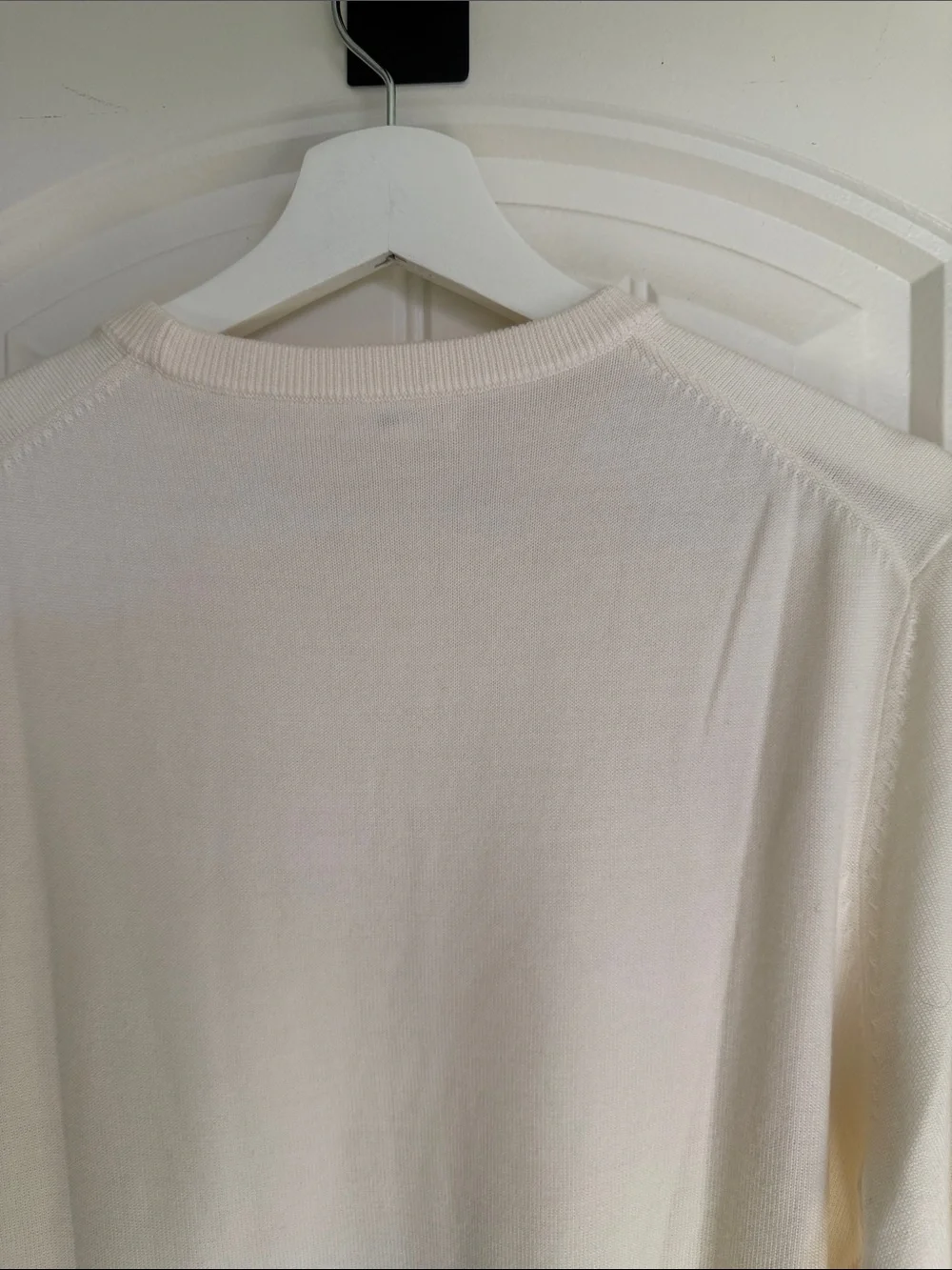 Suitsupply 100% merino Woll Crewneck Sweater in Cream